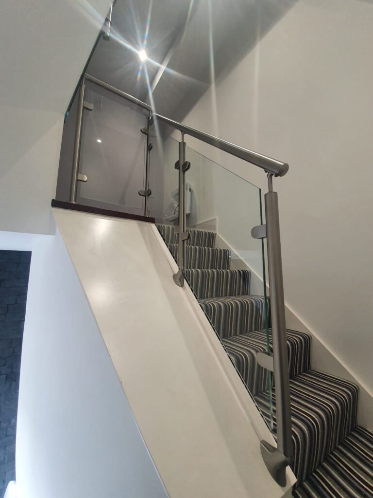 Internal Balustrades - A Touch Of Glass